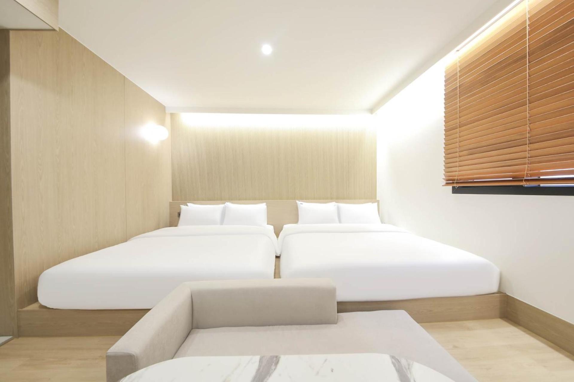 Busan H-Avenue Hotel Seomyeon Station Exterior photo