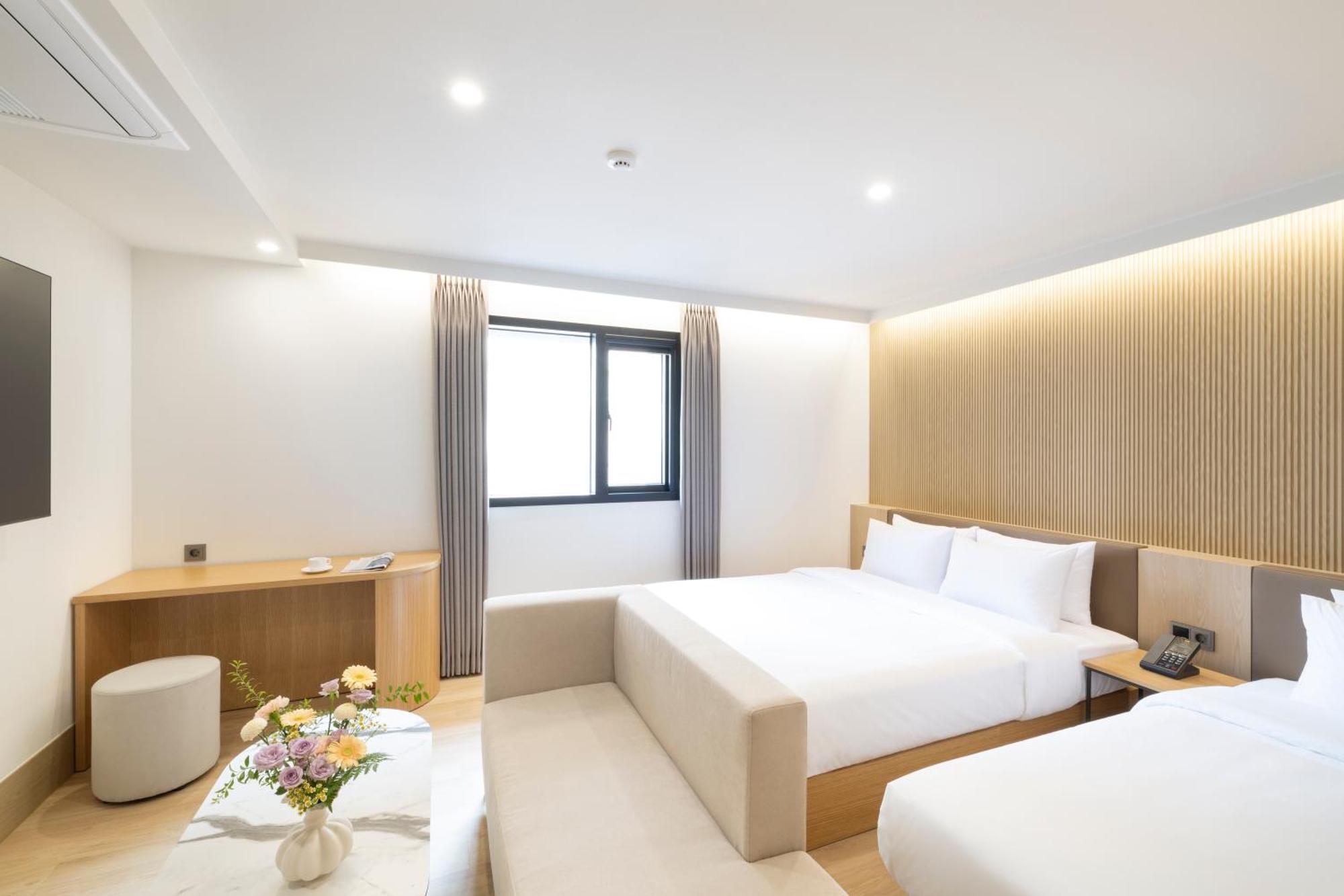 Busan H-Avenue Hotel Seomyeon Station Exterior photo